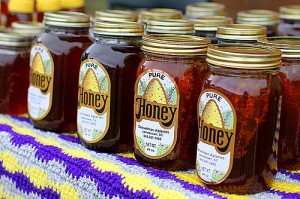 honeycomb in jar honey