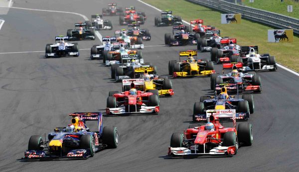 Formula 1 F1 racing Ferrari Red Bull