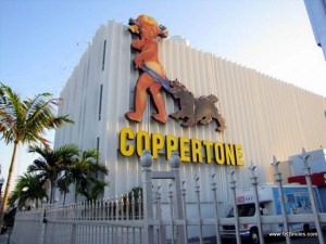 coppertone girl on building in Miami