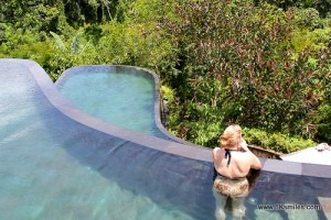 infinity pool standing