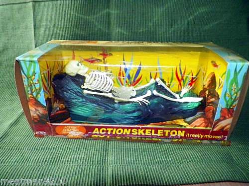 Aquarium action skeleton ornament